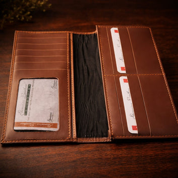 Men’s Long Cow Leather Wallet – Crocodile Texture, Mobile Compatible