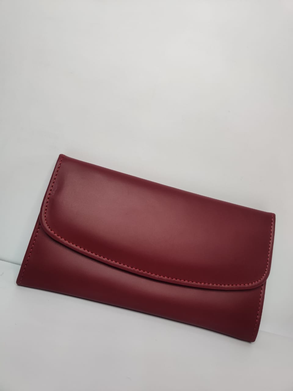 Ladies 3-Fold Cow Leather Wallet – Elegant Clutch, Premium Finish
