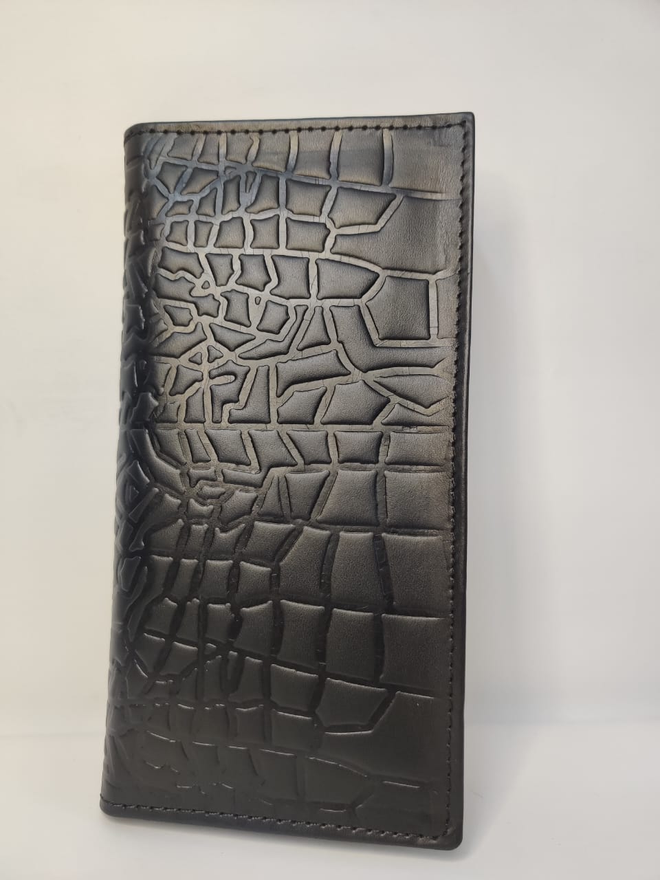 Men’s Long Cow Leather Wallet – Crocodile Texture, Mobile Compatible - Image 3