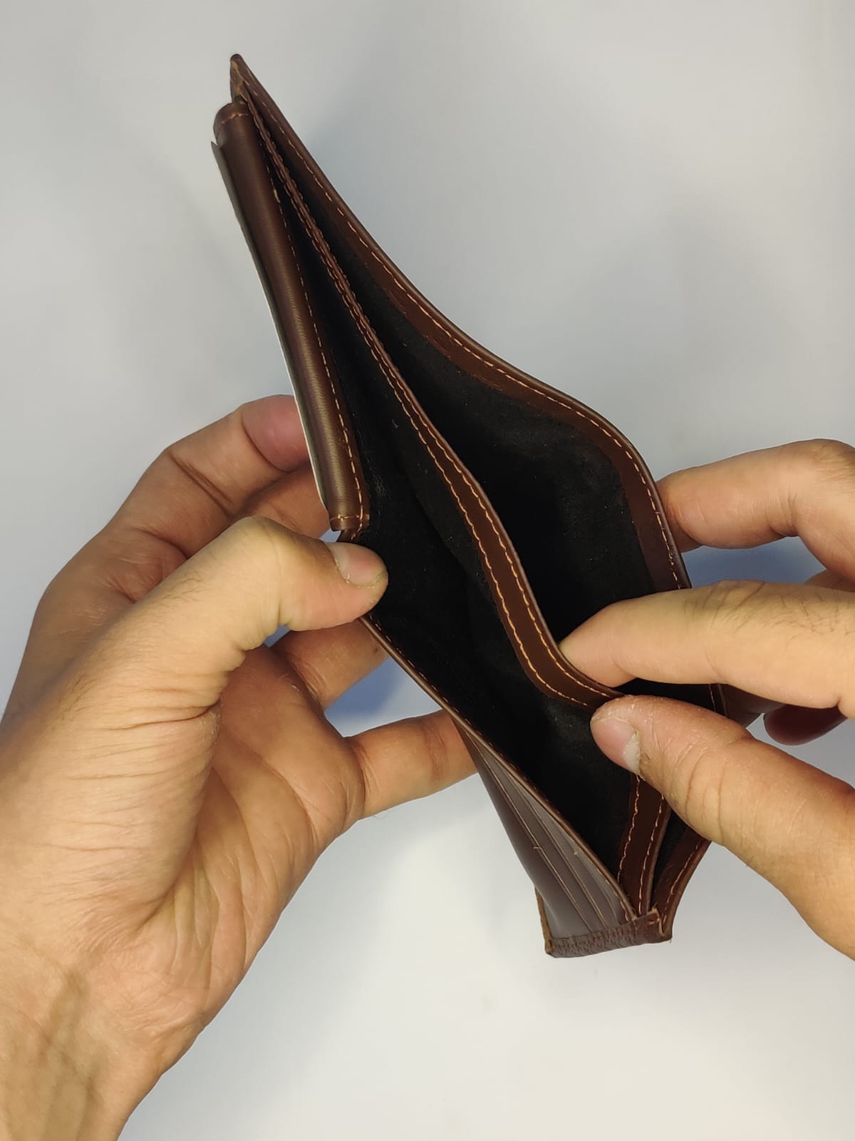 Dollar Size Men’s Wallet – Gucci Imboze Design - Image 3