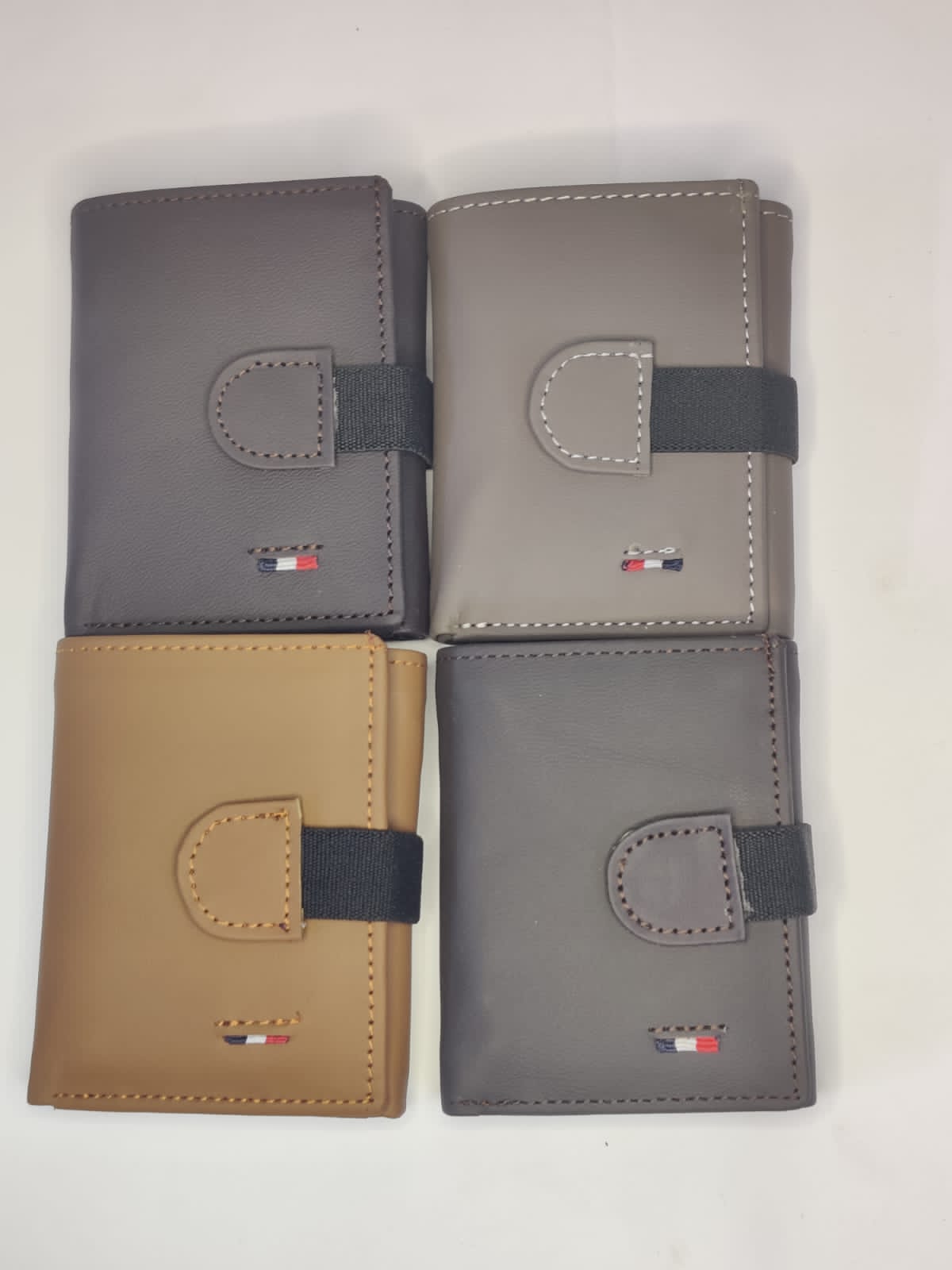 Men’s Compact 3-Fold Cow Leather Wallet – Stylish Design - Image 9