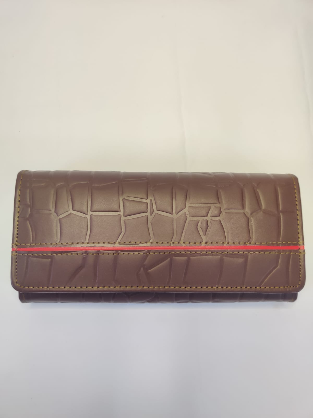 Ladies Crocodile Texture Cow Leather Clutch – Premium Finish - Image 7