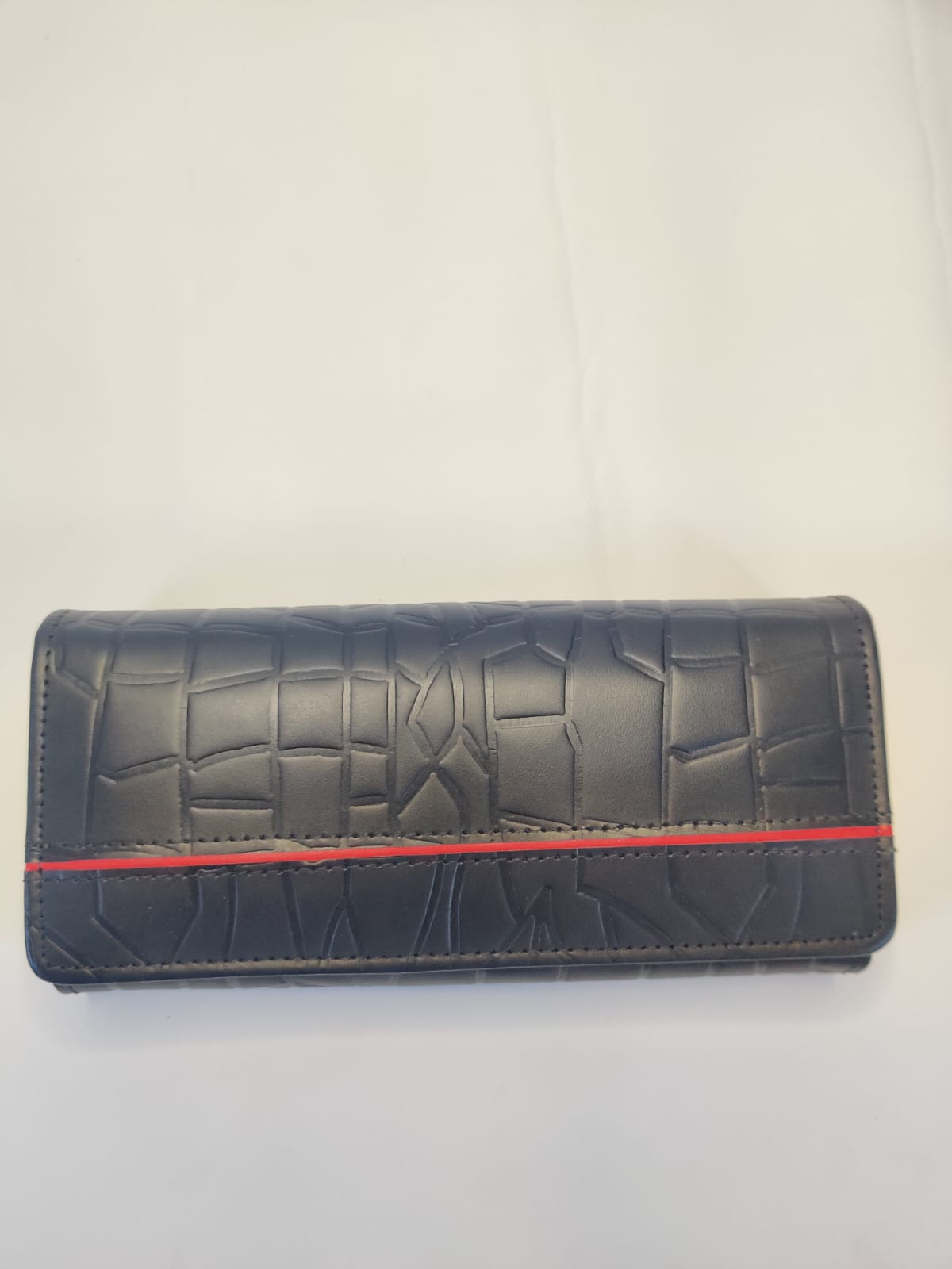 Ladies Crocodile Texture Cow Leather Clutch – Premium Finish - Image 4